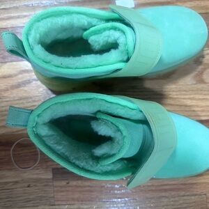 Kids Green Winter Boots